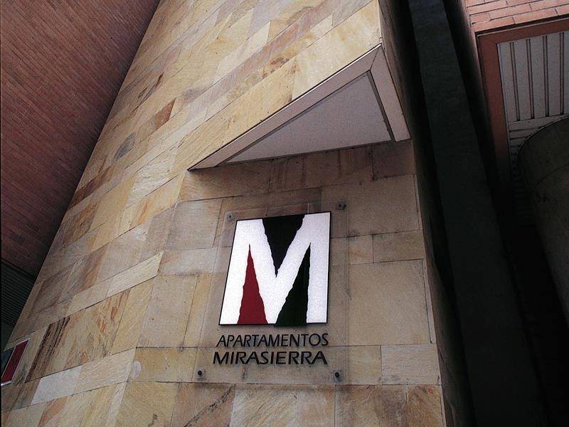 Suites Sercotel Mirasierra Pamplona Luaran gambar