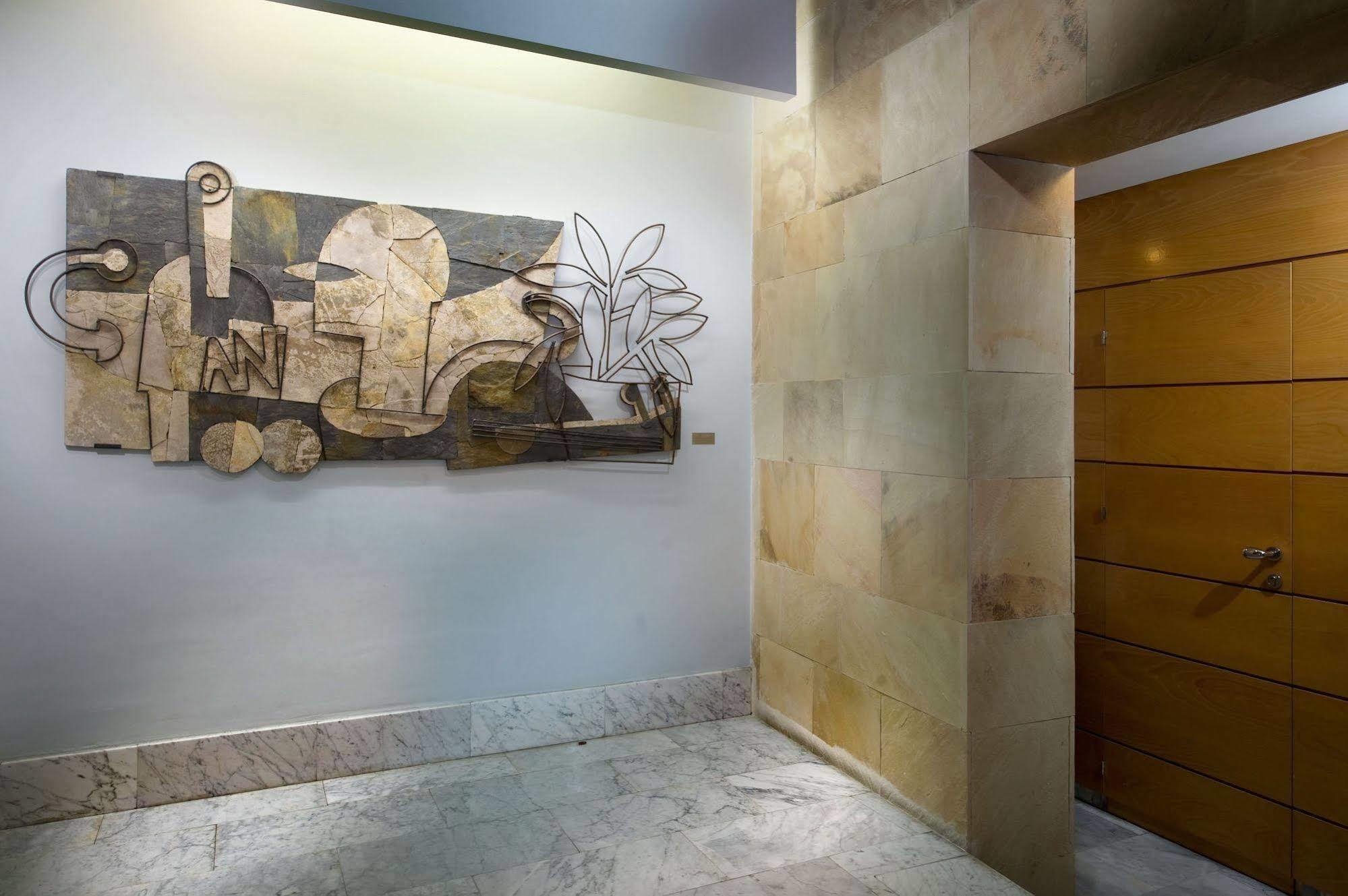 Suites Sercotel Mirasierra Pamplona Luaran gambar