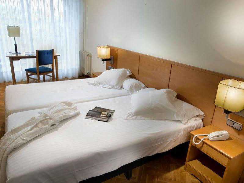 Suites Sercotel Mirasierra Pamplona Luaran gambar